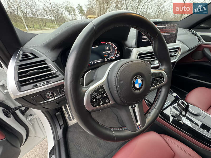 Внедорожник / Кроссовер BMW X4 2023 в Харькове