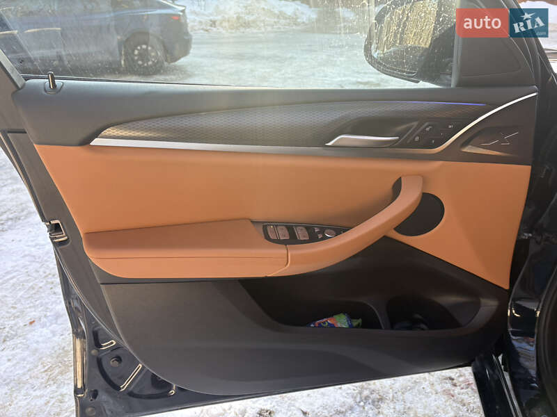 Внедорожник / Кроссовер BMW X4 2022 в Львове