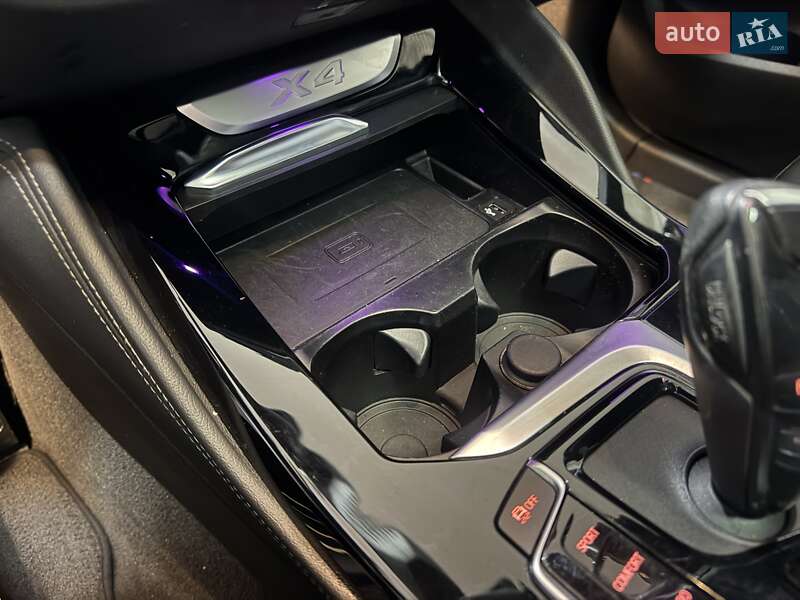 Внедорожник / Кроссовер BMW X4 2021 в Тернополе