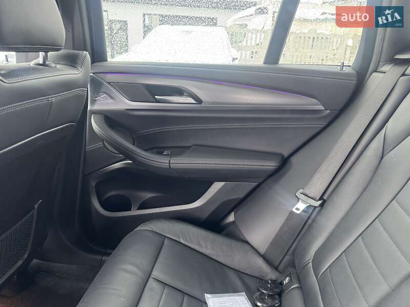 Внедорожник / Кроссовер BMW X4 2021 в Тернополе