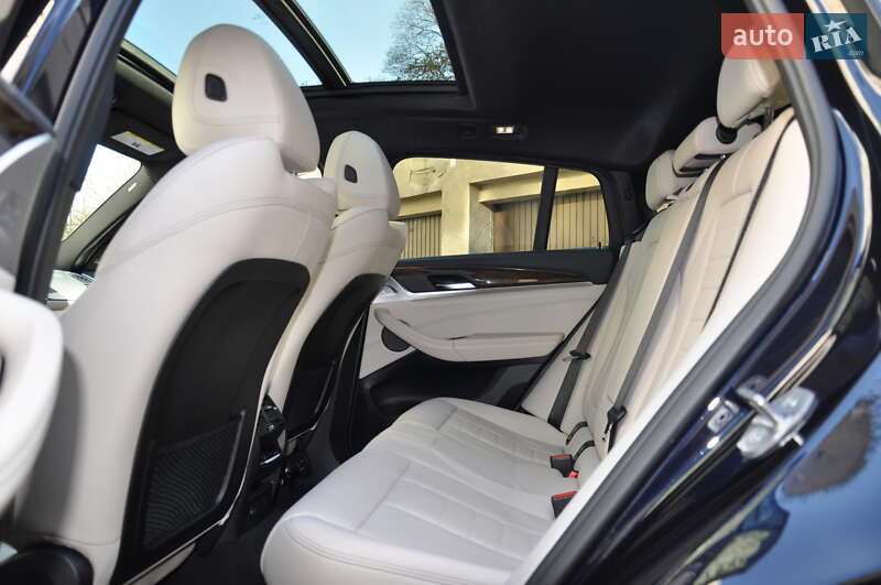 Внедорожник / Кроссовер BMW X4 2018 в Одессе