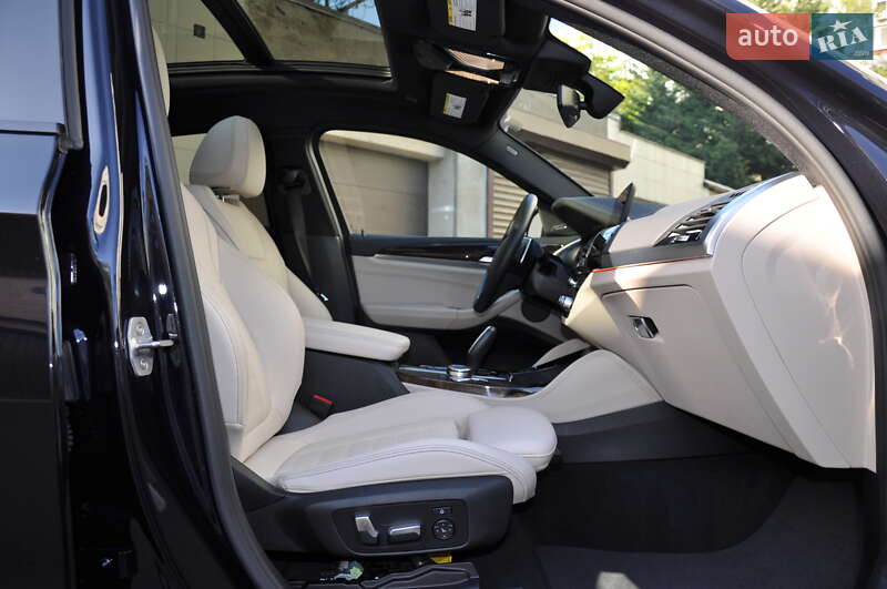 Внедорожник / Кроссовер BMW X4 2018 в Одессе