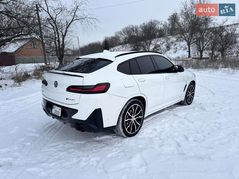 Внедорожник / Кроссовер BMW X4 2022 в Черкассах