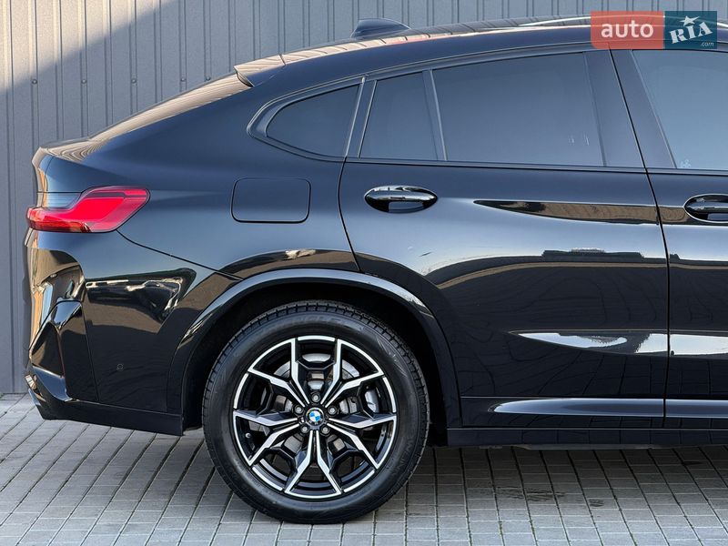 Внедорожник / Кроссовер BMW X4 2021 в Мукачево