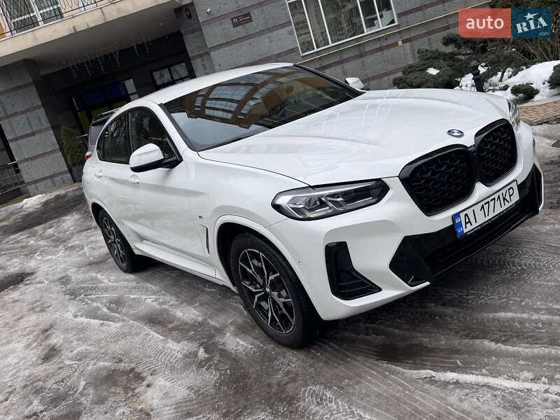 Внедорожник / Кроссовер BMW X4 2022 в Киеве