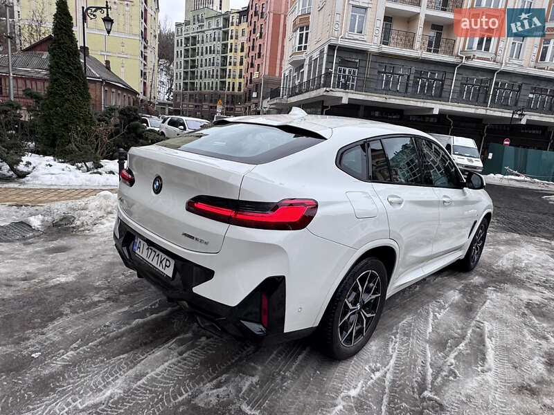 Внедорожник / Кроссовер BMW X4 2022 в Киеве