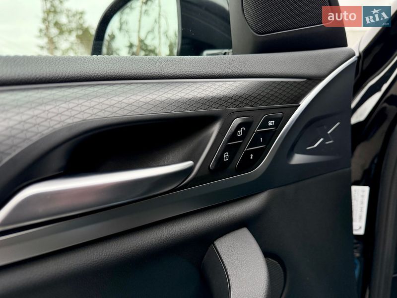 Внедорожник / Кроссовер BMW X4 2022 в Киеве