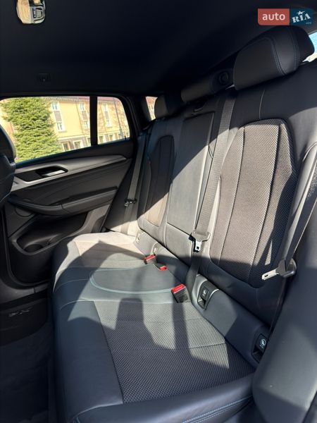 Внедорожник / Кроссовер BMW X4 2019 в Киеве