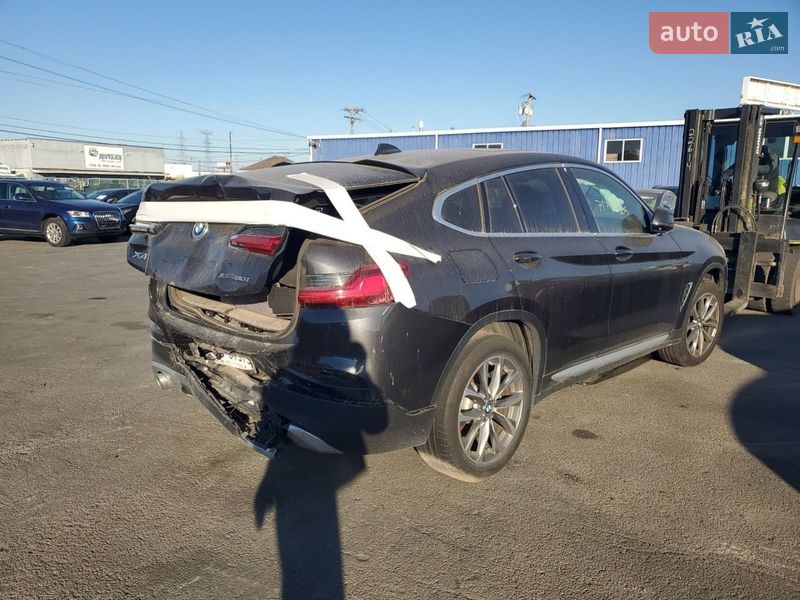 Внедорожник / Кроссовер BMW X4 2019 в Киеве