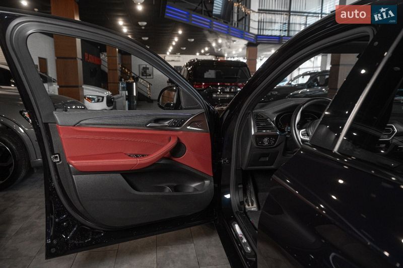 Внедорожник / Кроссовер BMW X4 2022 в Одессе