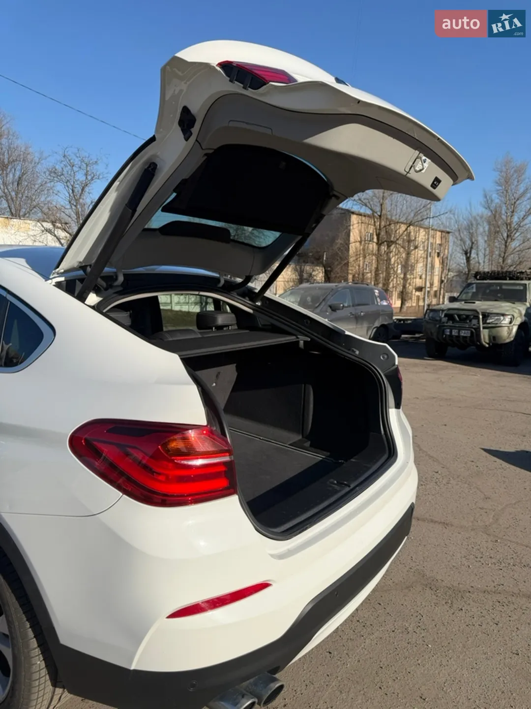 2016 BMW X4 - мініатюра 16