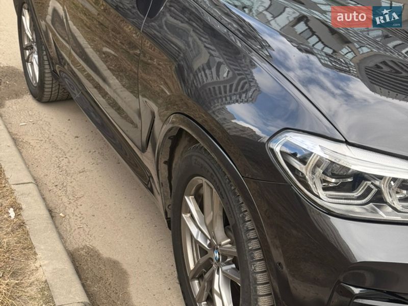 Внедорожник / Кроссовер BMW X4 2021 в Киеве