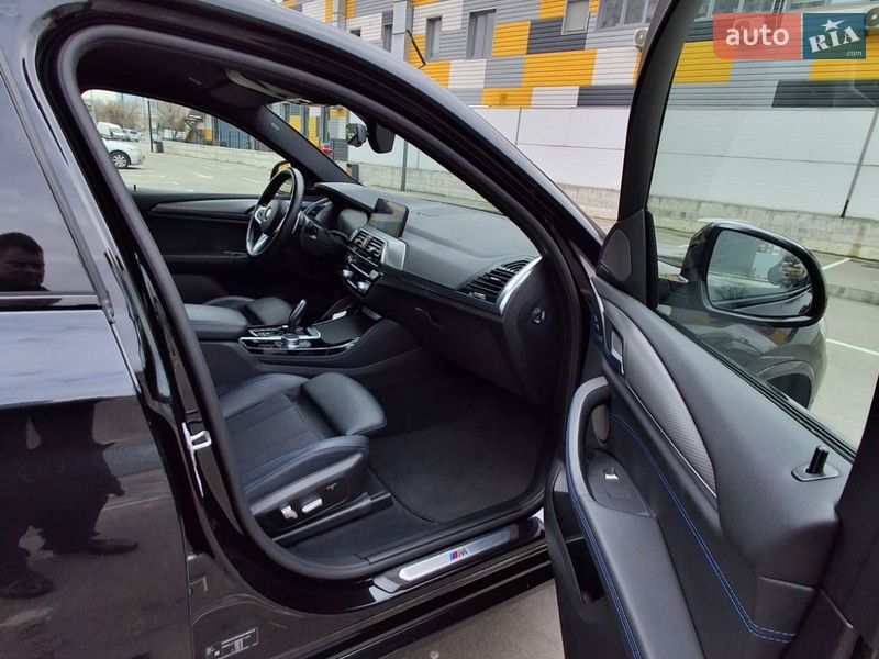 Внедорожник / Кроссовер BMW X4 2020 в Киеве