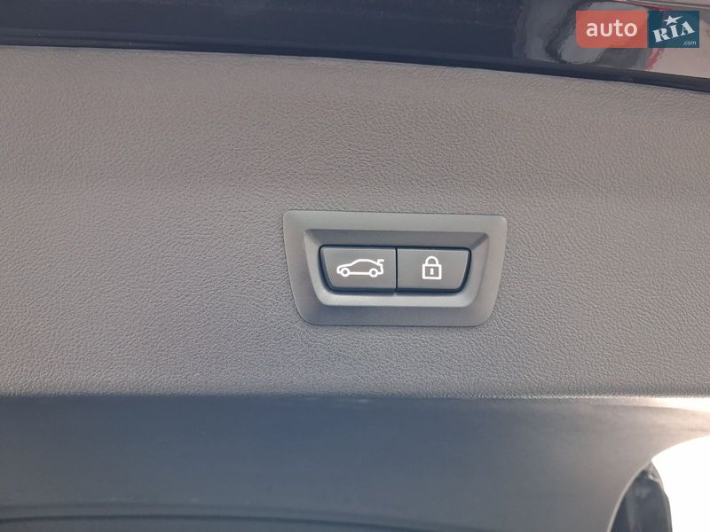 Внедорожник / Кроссовер BMW X4 2020 в Киеве