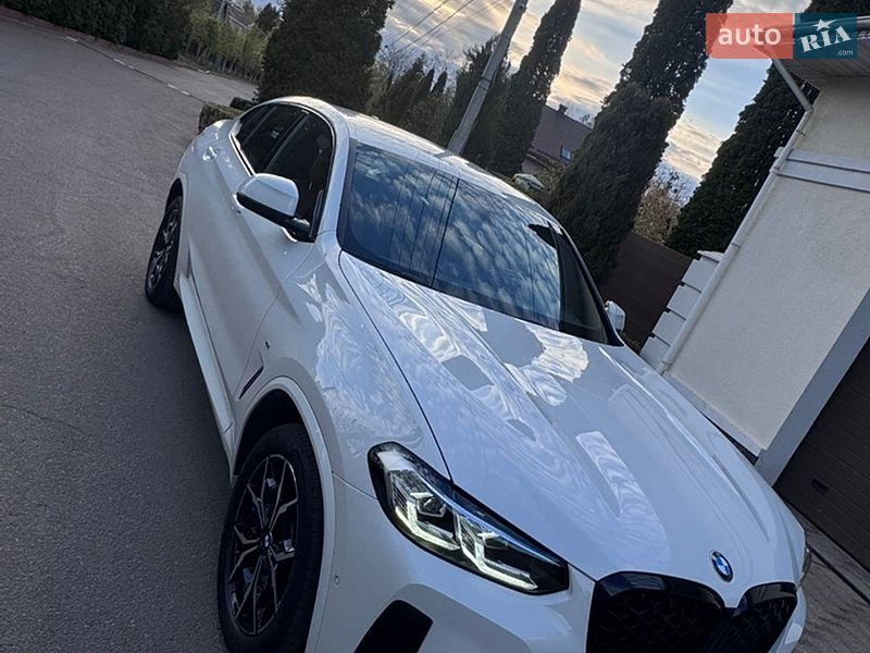 Внедорожник / Кроссовер BMW X4 2022 в Киеве