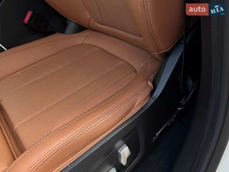 Внедорожник / Кроссовер BMW X4 2022 в Киеве
