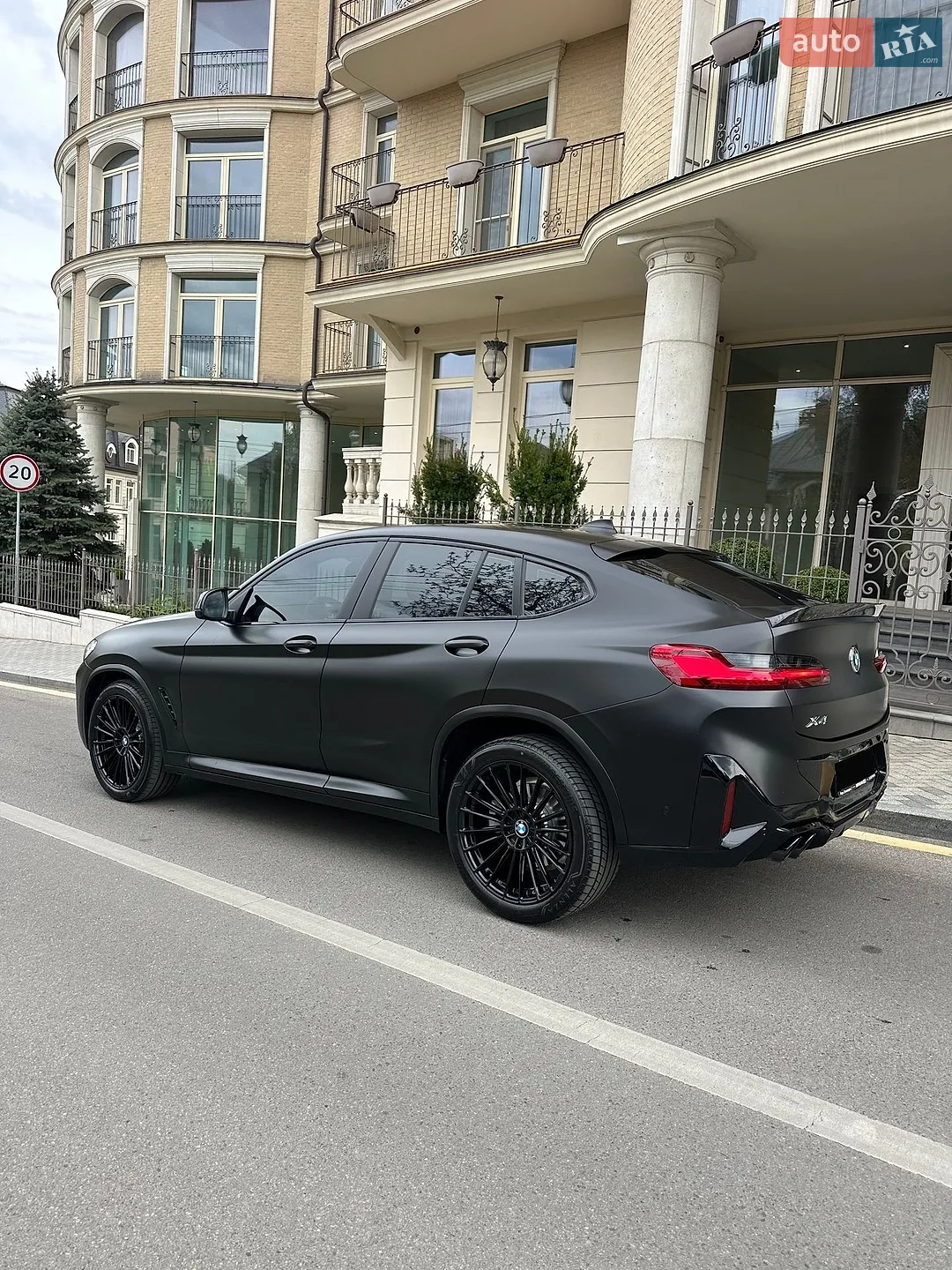 2025 BMW X4 - мініатюра 10