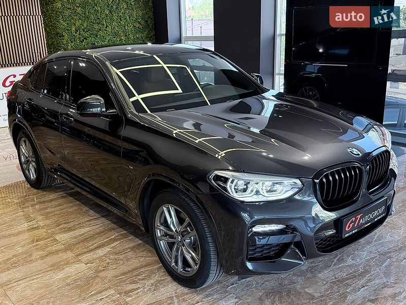 Внедорожник / Кроссовер BMW X4 2021 в Киеве