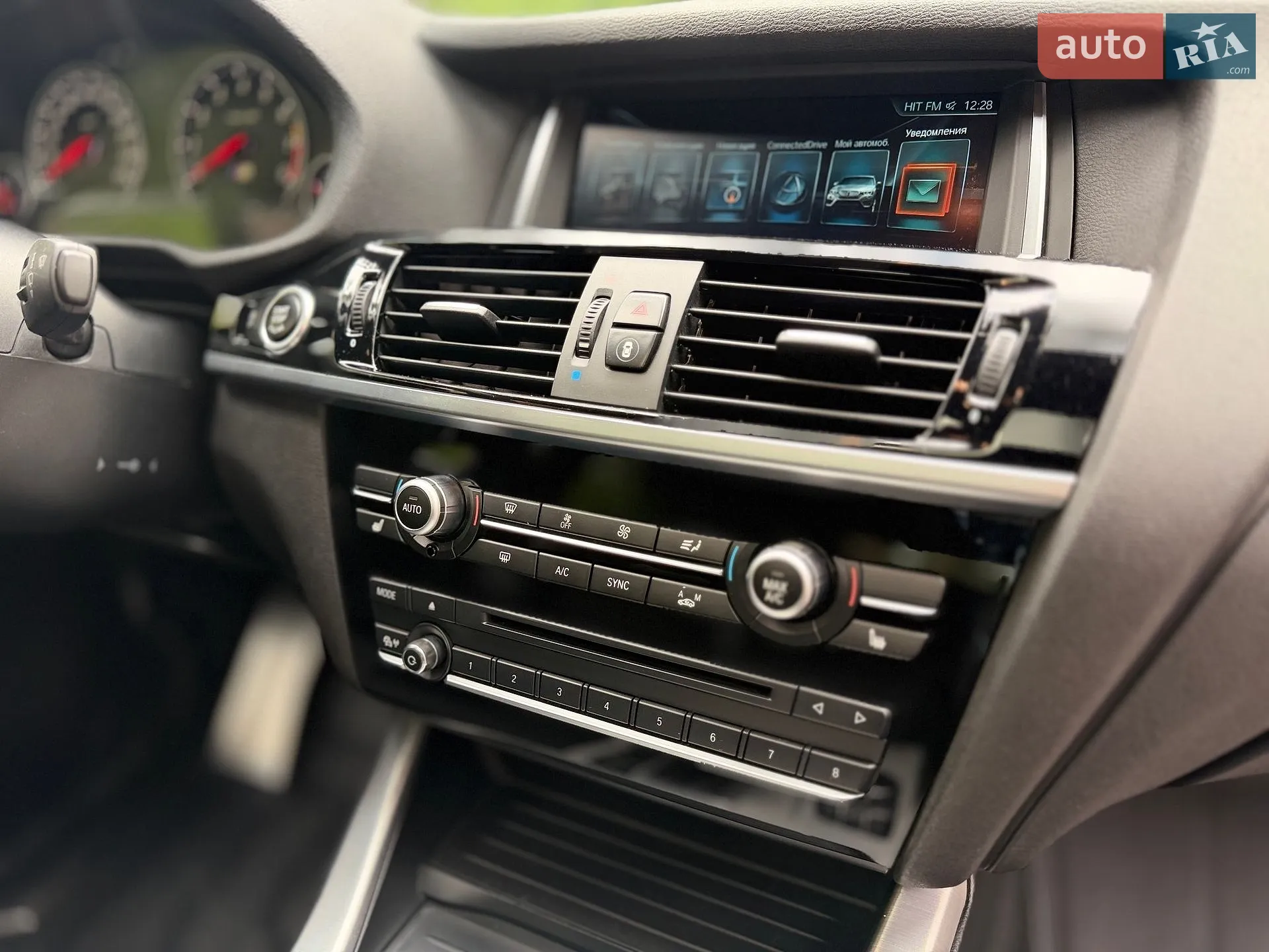 2016 BMW X4 - мініатюра 31