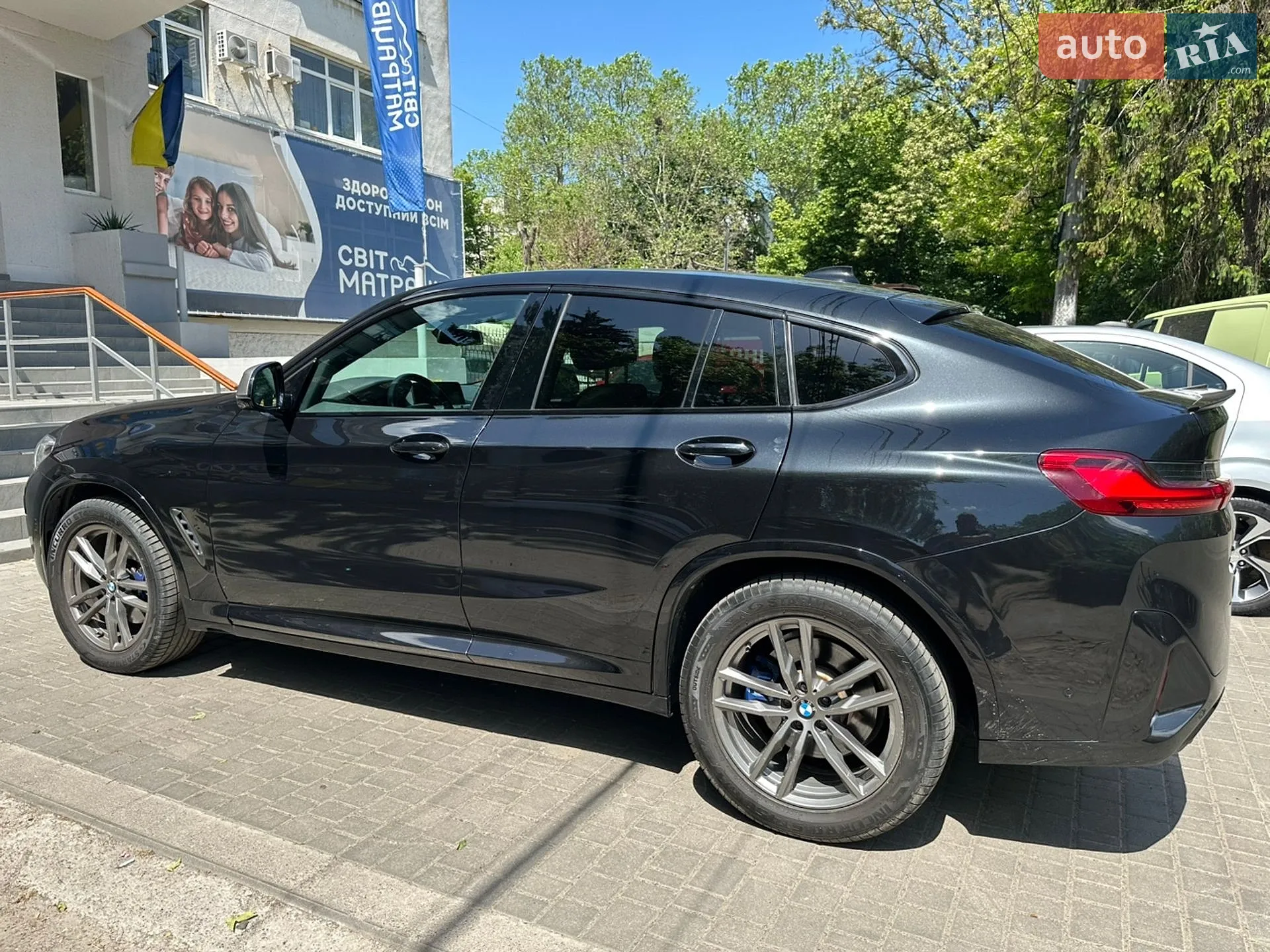 BMW X4 2019 VIN 5UXUJ5C51KLJ63596 фото оголошення 3 з 5