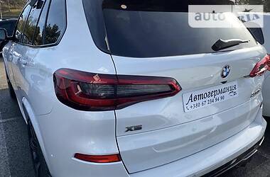 Позашляховик / Кросовер BMW X5 M 2019 в 