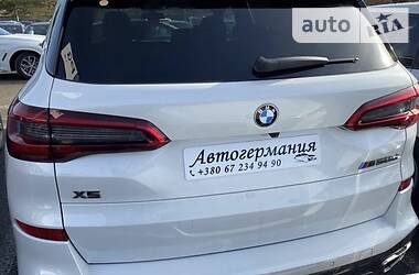 Позашляховик / Кросовер BMW X5 M 2019 в 