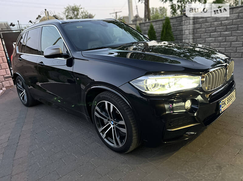 Позашляховик / Кросовер BMW X5 M 2015 в Дубні