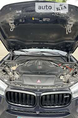 Внедорожник / Кроссовер BMW X5 M 2018 в 