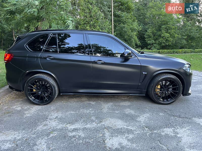 Внедорожник / Кроссовер BMW X5 M 2016 в Киеве
