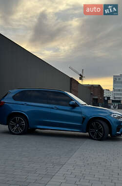 Внедорожник / Кроссовер BMW X5 M 2016 в 