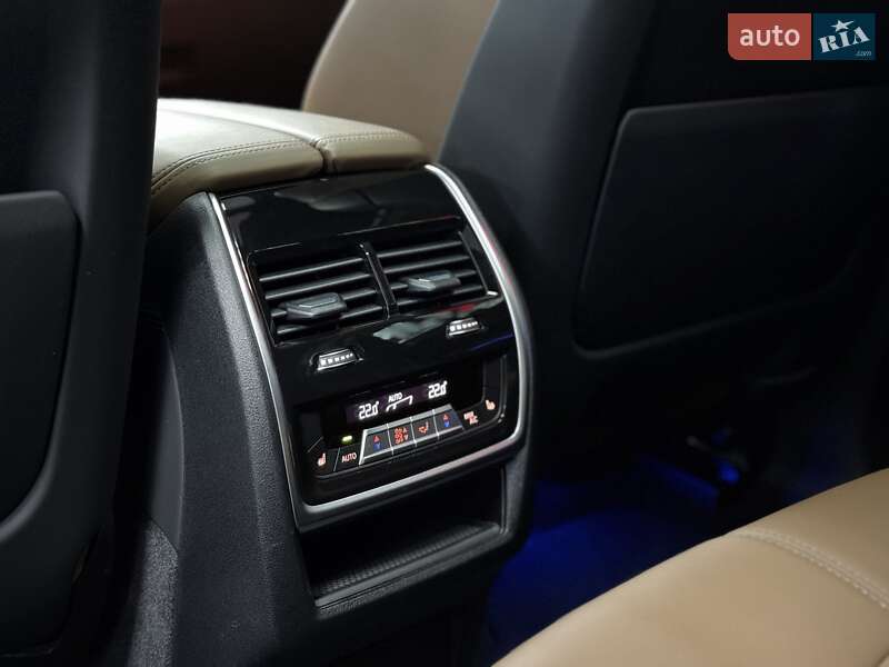 Внедорожник / Кроссовер BMW X5 M 2022 в Тернополе