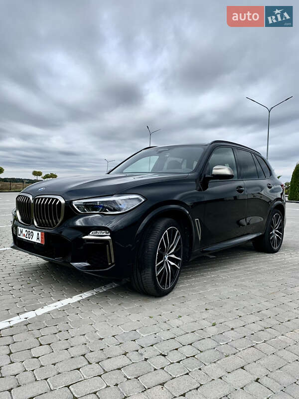 Внедорожник / Кроссовер BMW X5 M 2020 в Шепетовке