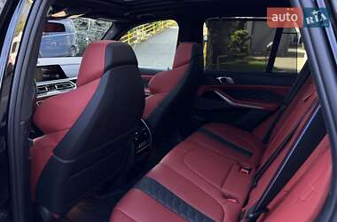 Внедорожник / Кроссовер BMW X5 M 2021 в 
