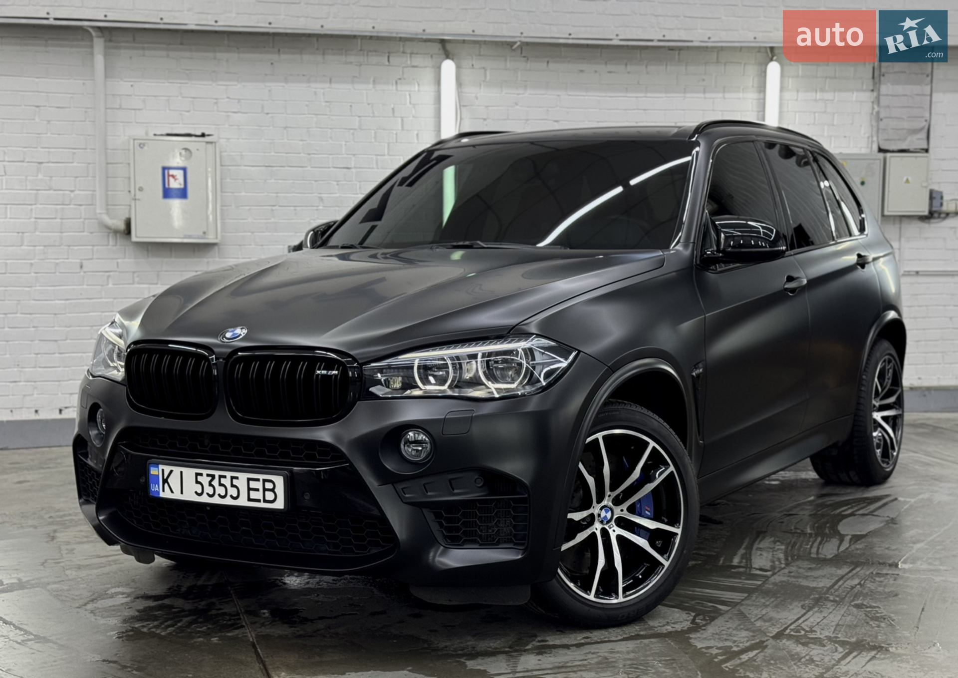 2015 BMW X5 M - фото 1