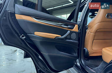 Внедорожник / Кроссовер BMW X5 M 2015 в 