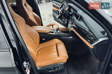 Внедорожник / Кроссовер BMW X5 M 2015 в 