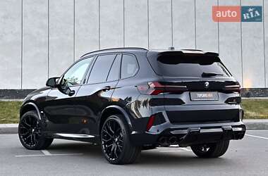 Позашляховик / Кросовер BMW X5 M 2023 в 