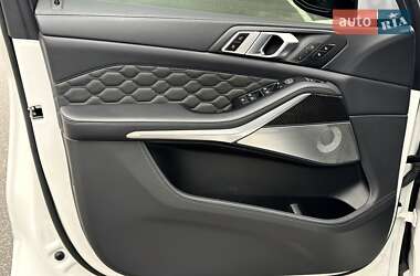 Внедорожник / Кроссовер BMW X5 M 2022 в 