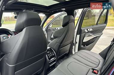 Внедорожник / Кроссовер BMW X5 M 2022 в 