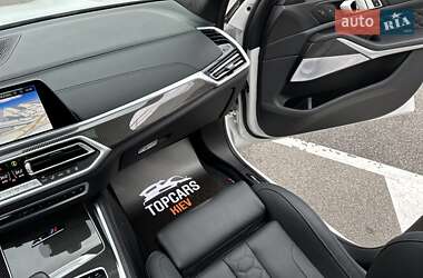 Внедорожник / Кроссовер BMW X5 M 2022 в 