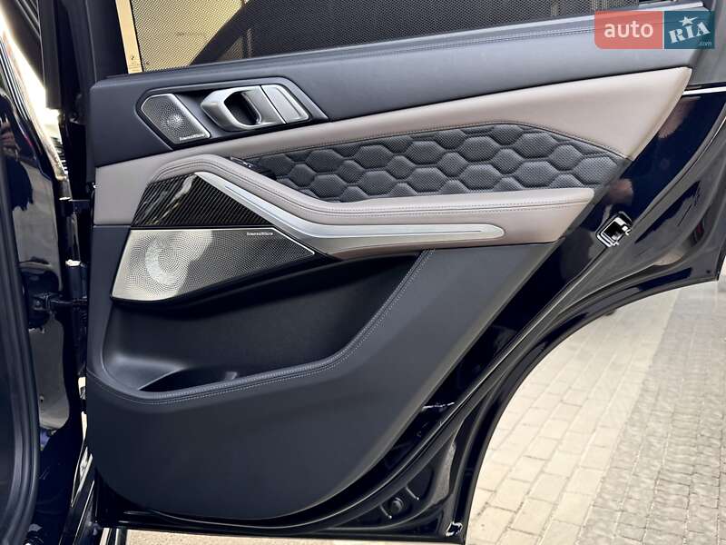 Позашляховик / Кросовер BMW X5 M 2022 в Києві