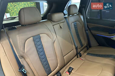 Внедорожник / Кроссовер BMW X5 M 2022 в 