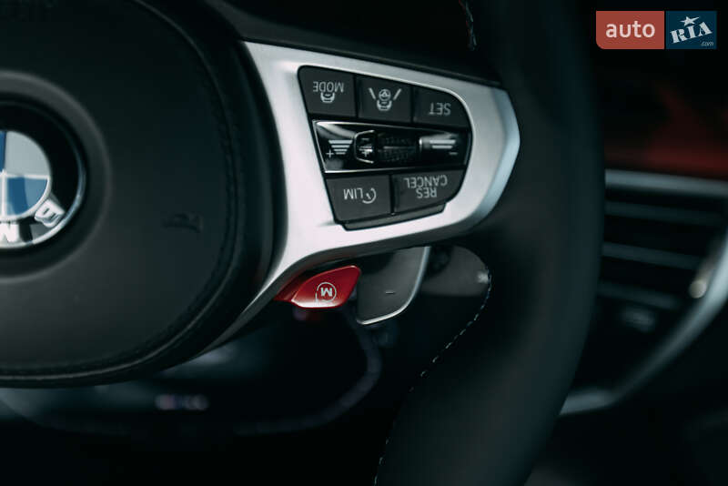 Внедорожник / Кроссовер BMW X5 M 2022 в Киеве