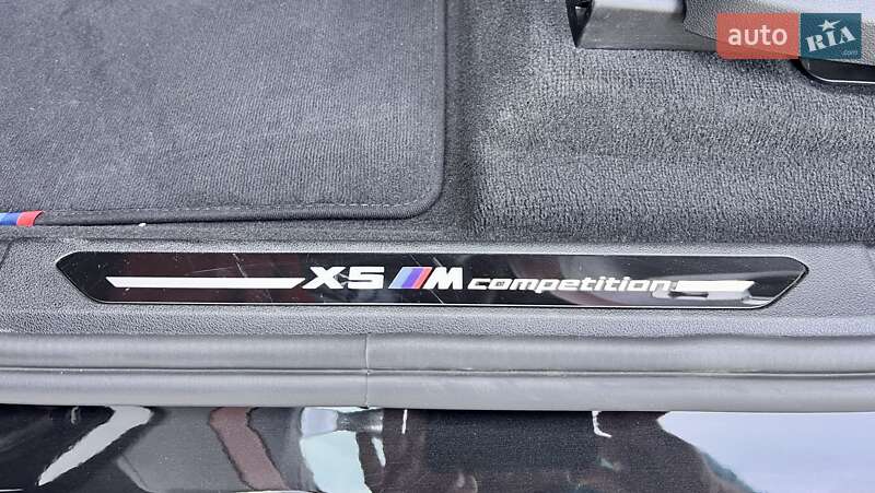Внедорожник / Кроссовер BMW X5 M 2022 в Киеве