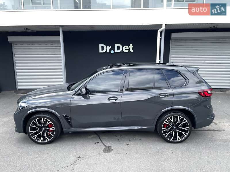 Внедорожник / Кроссовер BMW X5 M 2022 в Киеве
