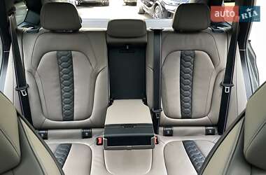 Внедорожник / Кроссовер BMW X5 M 2022 в 