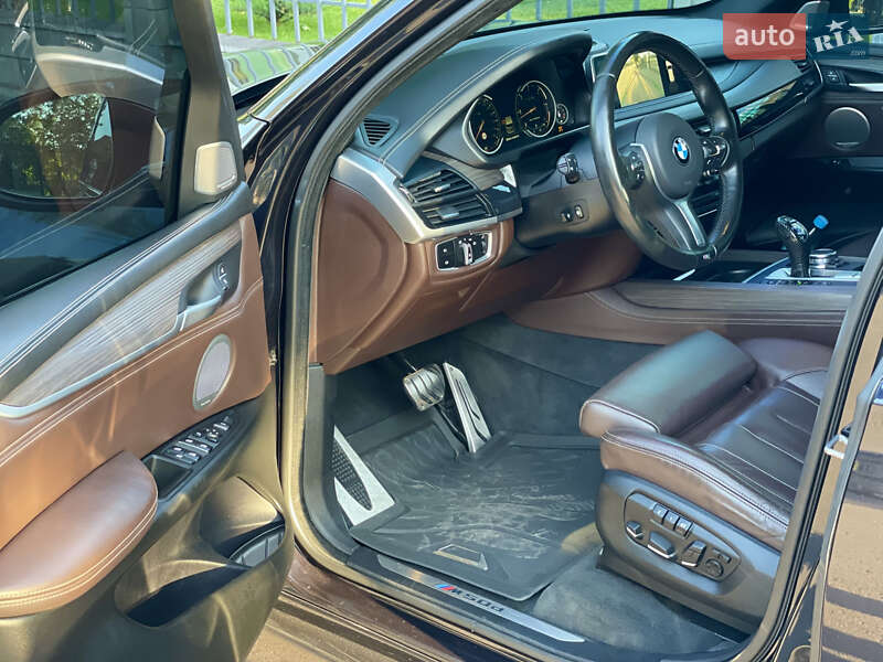 Внедорожник / Кроссовер BMW X5 M 2015 в Каменском