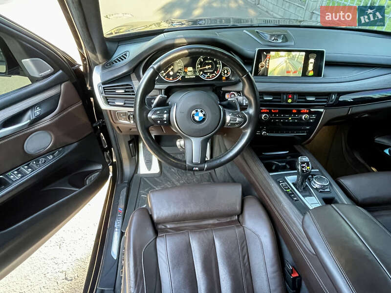 Внедорожник / Кроссовер BMW X5 M 2015 в Каменском