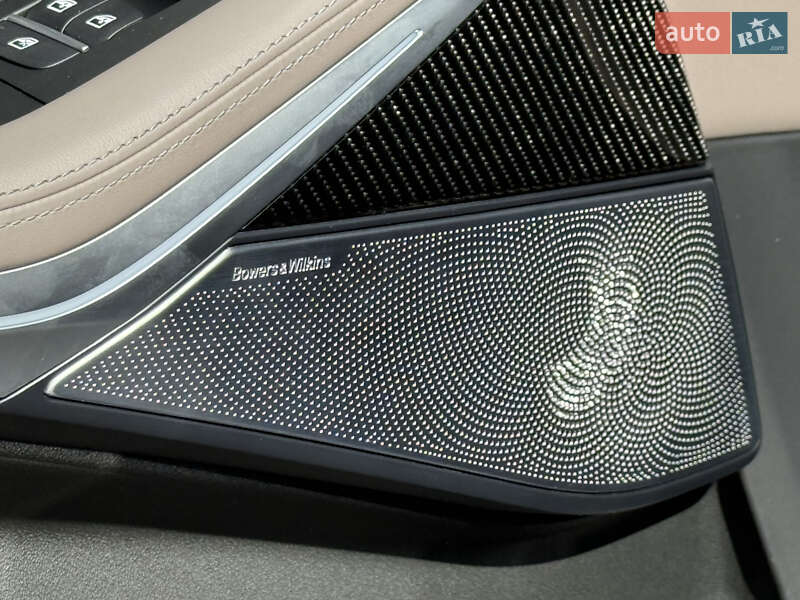 Внедорожник / Кроссовер BMW X5 M 2022 в Киеве