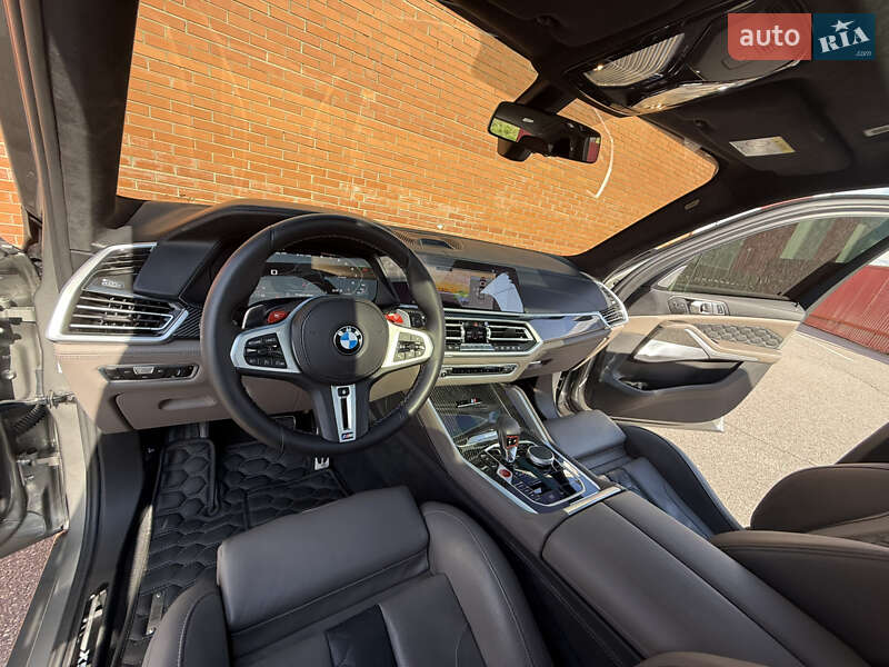 Внедорожник / Кроссовер BMW X5 M 2022 в Киеве
